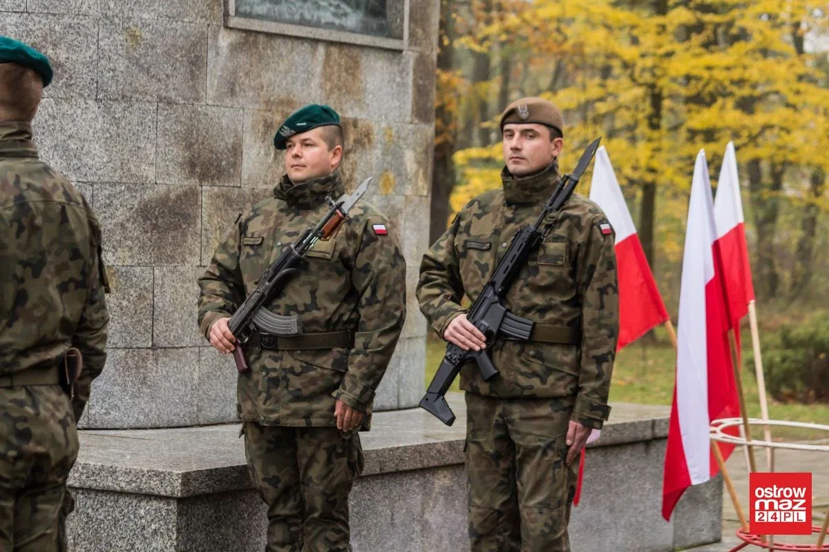 Uroczystości niepodległościowe w Komorowie (zdjęcia)