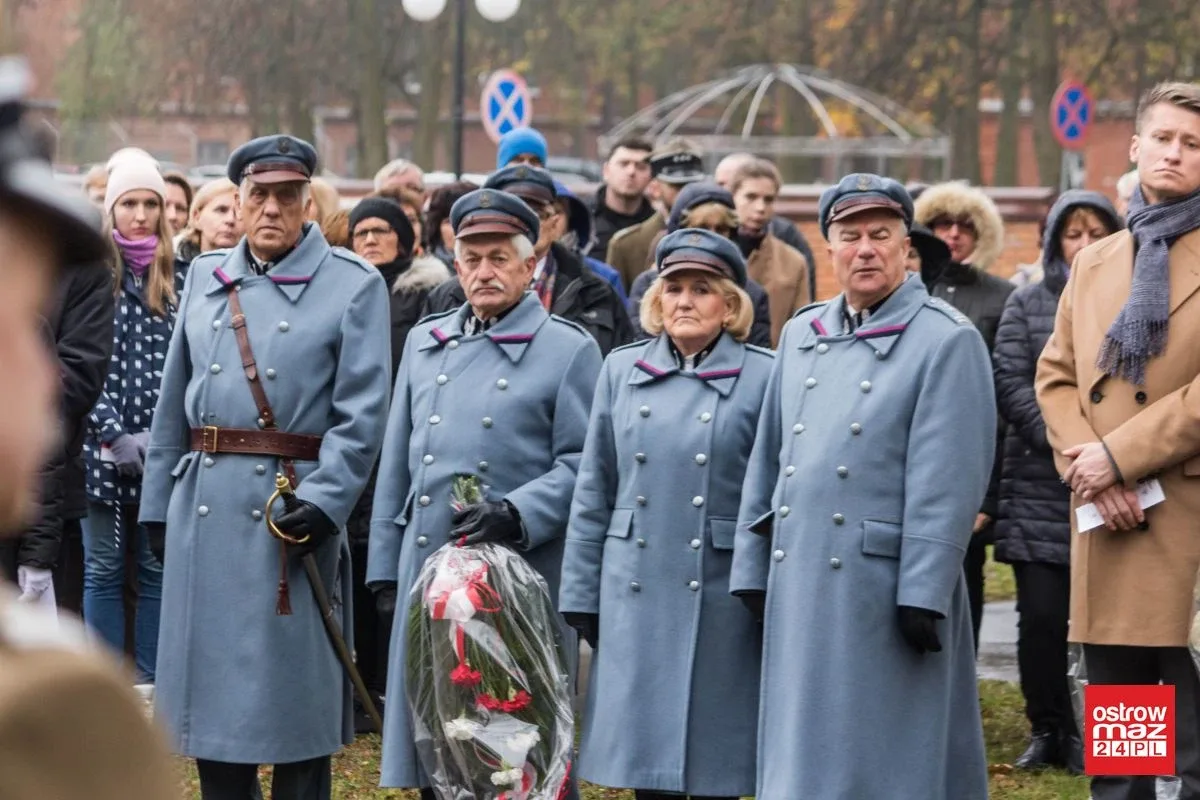 Uroczystości niepodległościowe w Komorowie (zdjęcia)