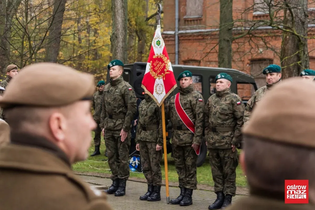 Uroczystości niepodległościowe w Komorowie (zdjęcia)