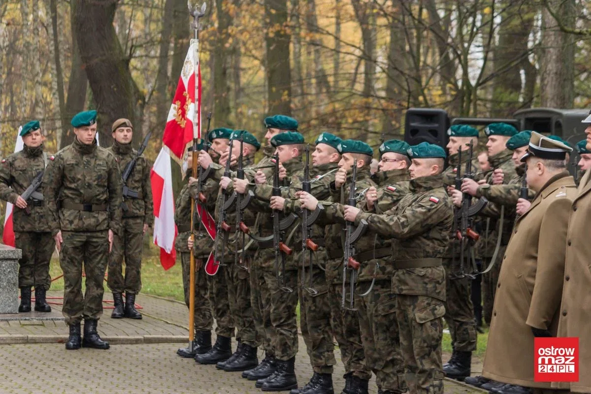 Uroczystości niepodległościowe w Komorowie (zdjęcia)