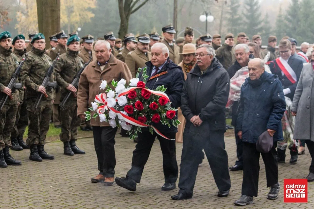 Uroczystości niepodległościowe w Komorowie (zdjęcia)