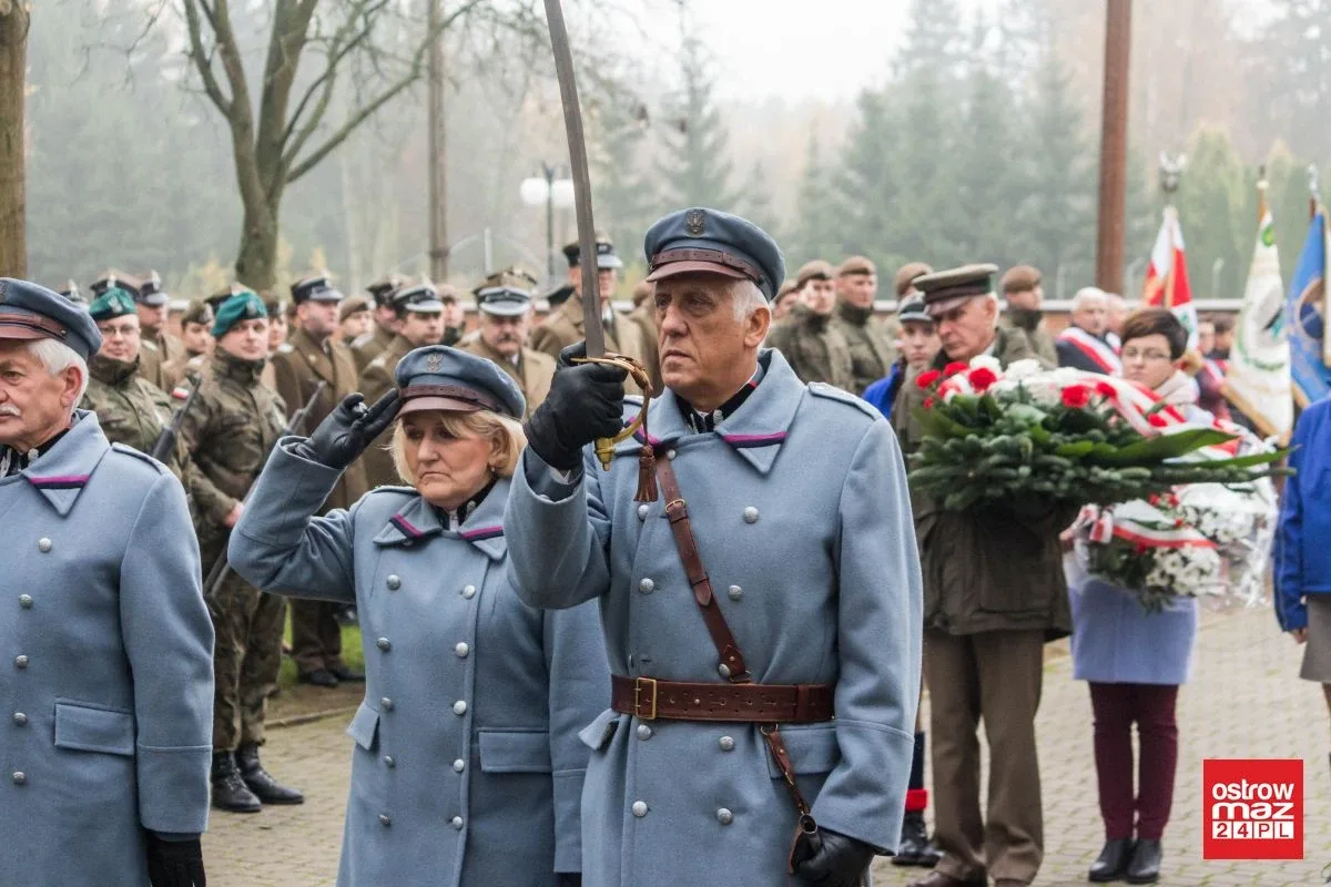 Uroczystości niepodległościowe w Komorowie (zdjęcia)