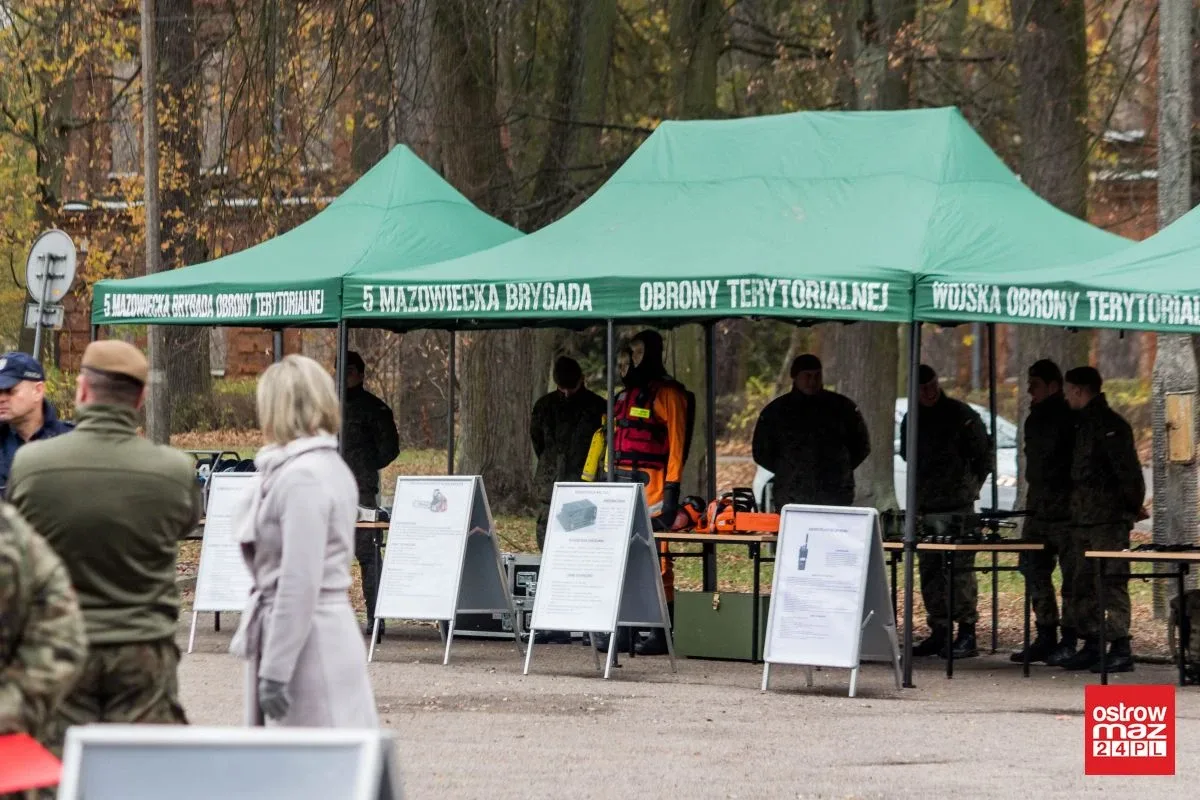 Warsztaty na terenie jednostki wojskowej w Komorowie (zdjęcia)