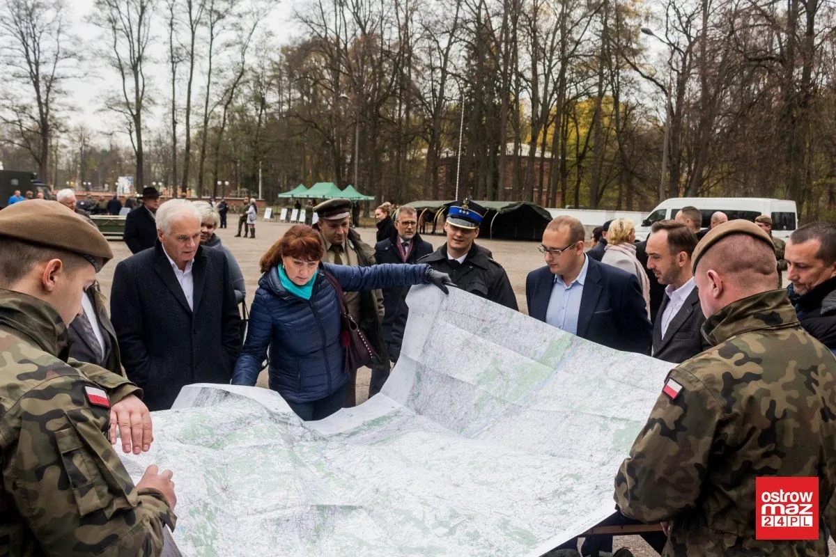 Warsztaty na terenie jednostki wojskowej w Komorowie (zdjęcia)