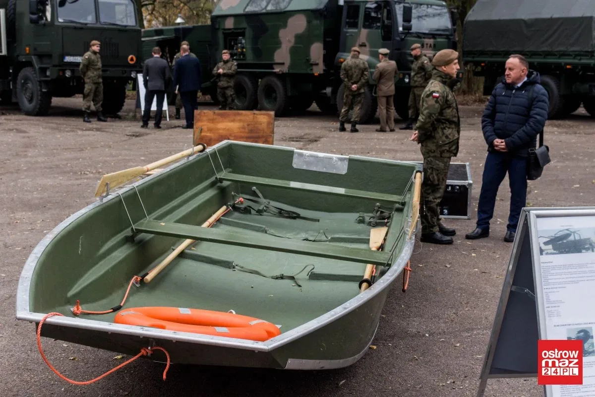 Warsztaty na terenie jednostki wojskowej w Komorowie (zdjęcia)