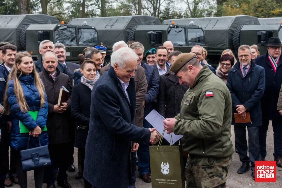 Warsztaty na terenie jednostki wojskowej w Komorowie (zdjęcia)
