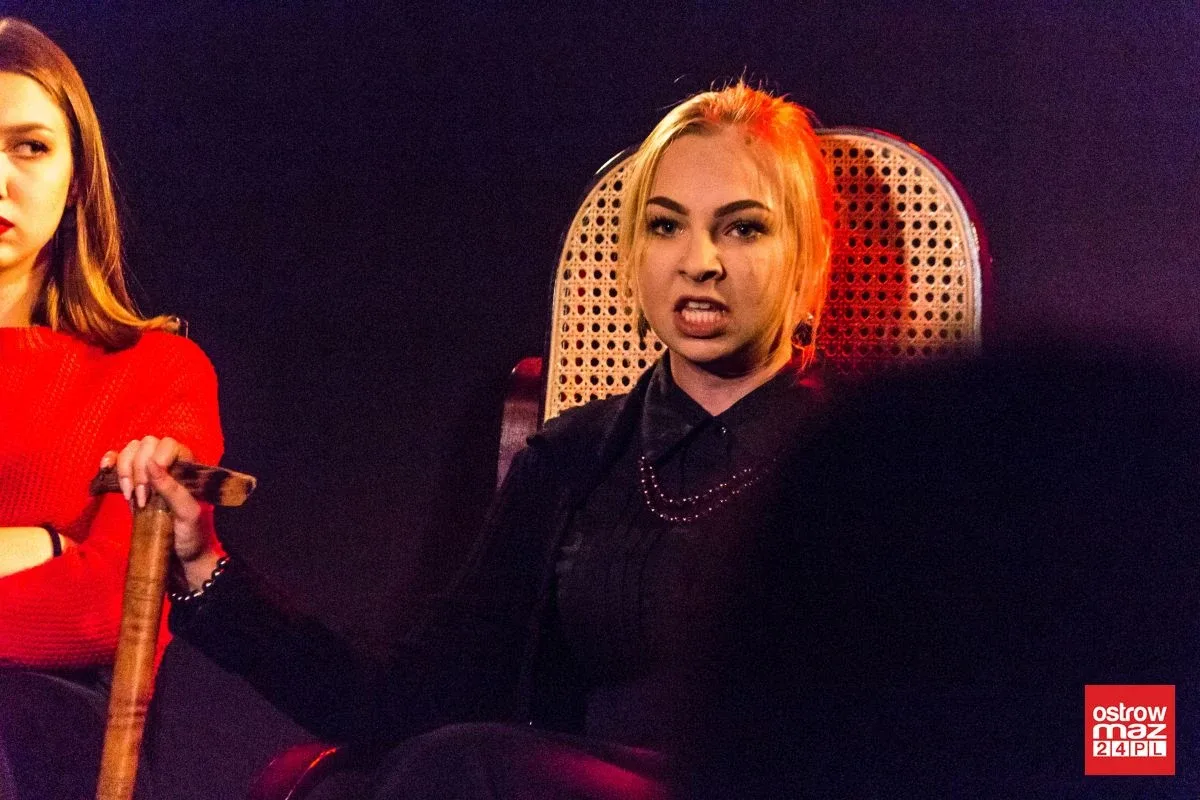 Scena Kotłownia: Premiera spektaklu pt. "Dom Bernardy Alba" (zdjęcia, wideo)