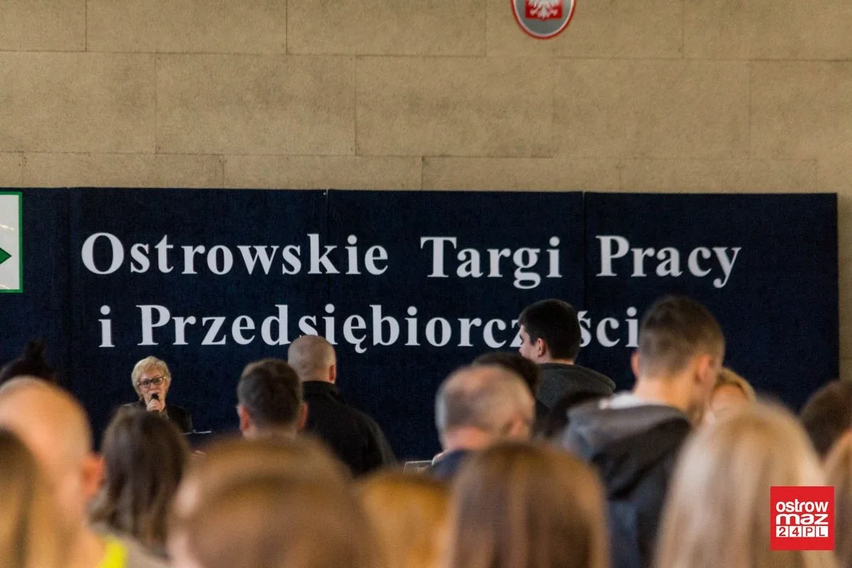 Targi pracy i przedsiębiorczości w Ostrowi Mazowieckiej (zdjęcia)
