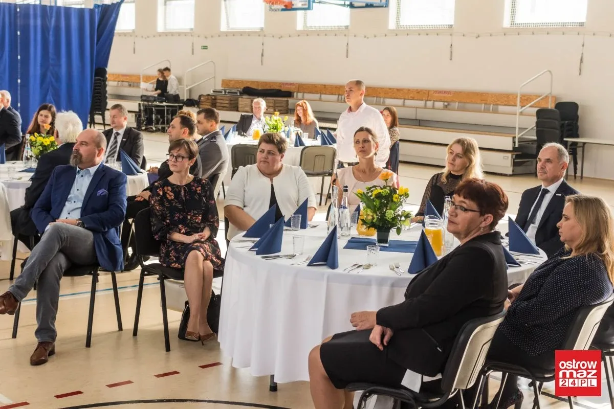 Powiatowy Dzień Edukacji Narodowej (zdjęcia, wideo, lista nagrodzonych)