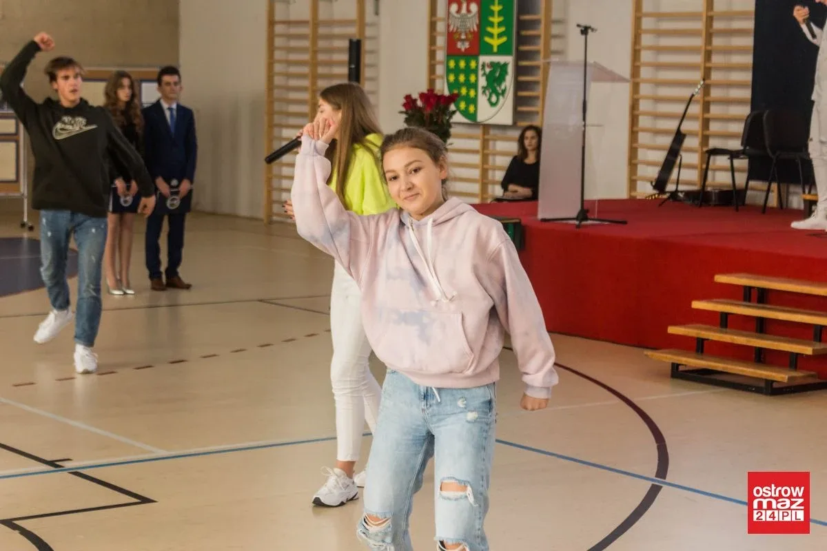 Powiatowy Dzień Edukacji Narodowej (zdjęcia, wideo, lista nagrodzonych)