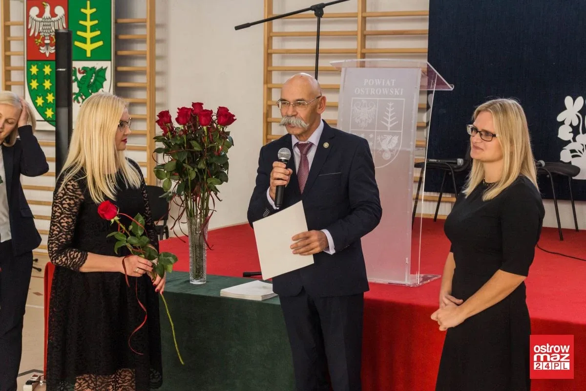 Powiatowy Dzień Edukacji Narodowej (zdjęcia, wideo, lista nagrodzonych)