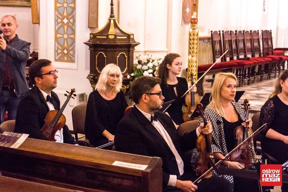 Koncert filharmonii w ostrowskim kościele (zdjęcia, wideo)