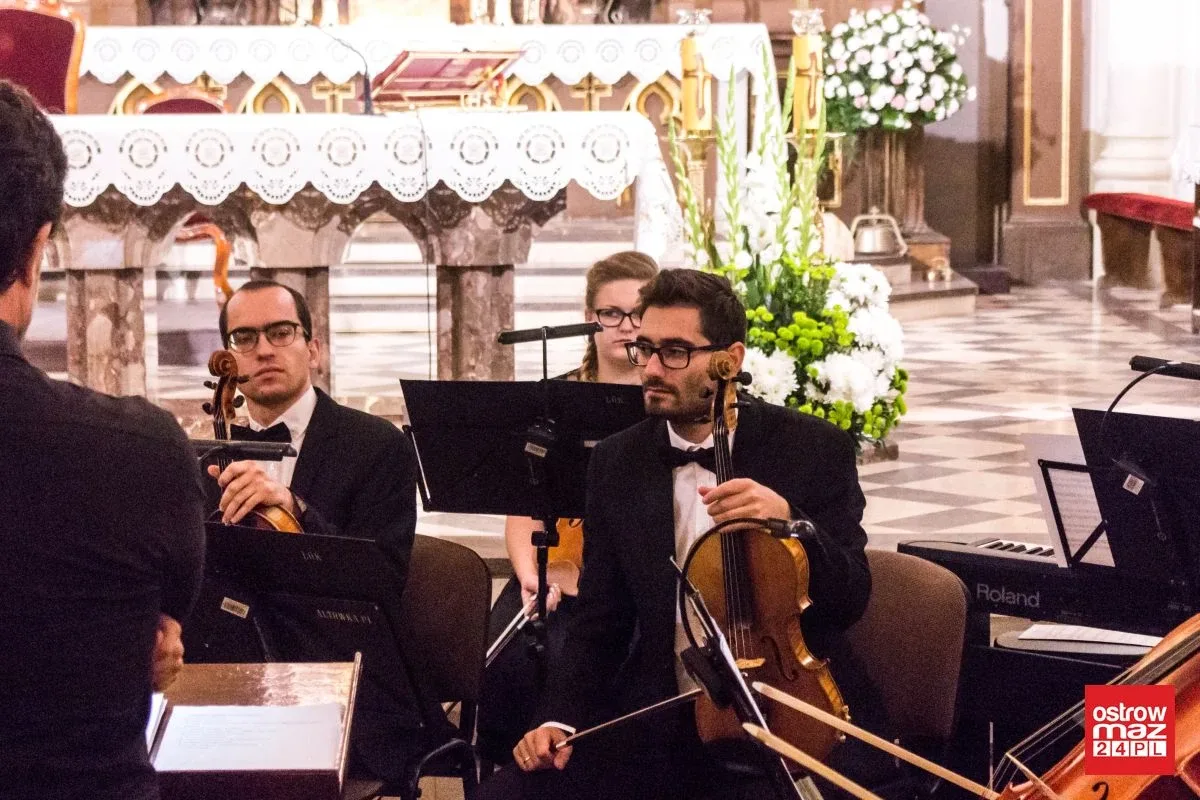 Koncert filharmonii w ostrowskim kościele (zdjęcia, wideo)