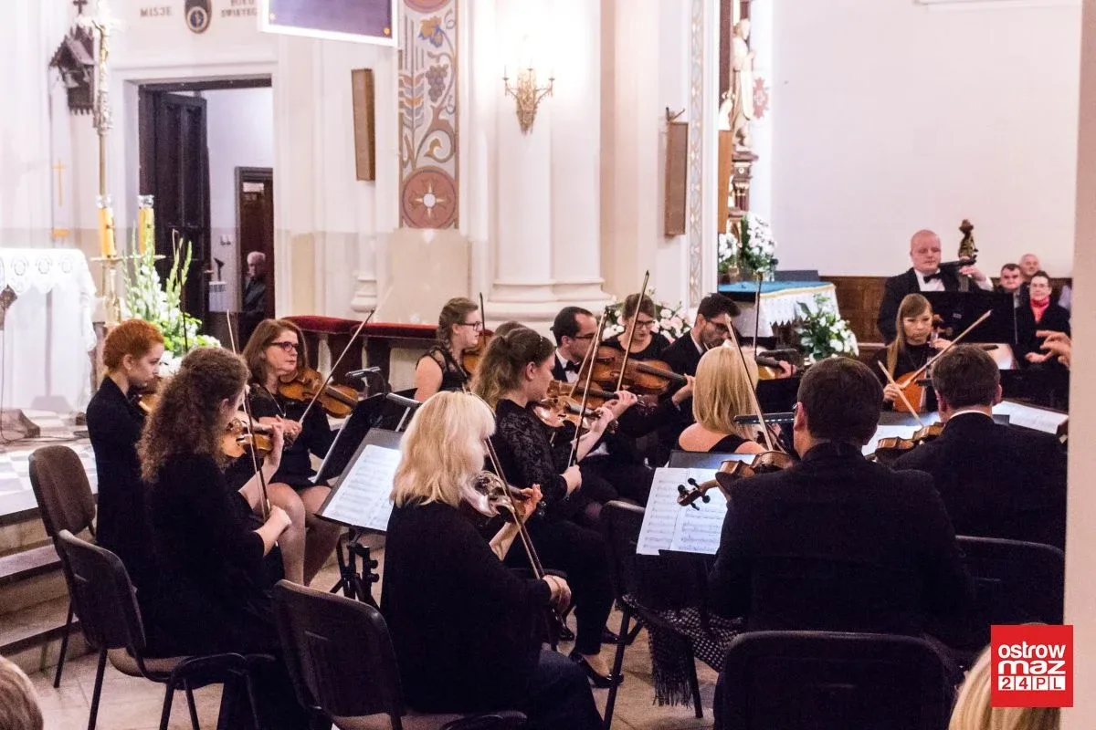 Koncert filharmonii w ostrowskim kościele (zdjęcia, wideo)