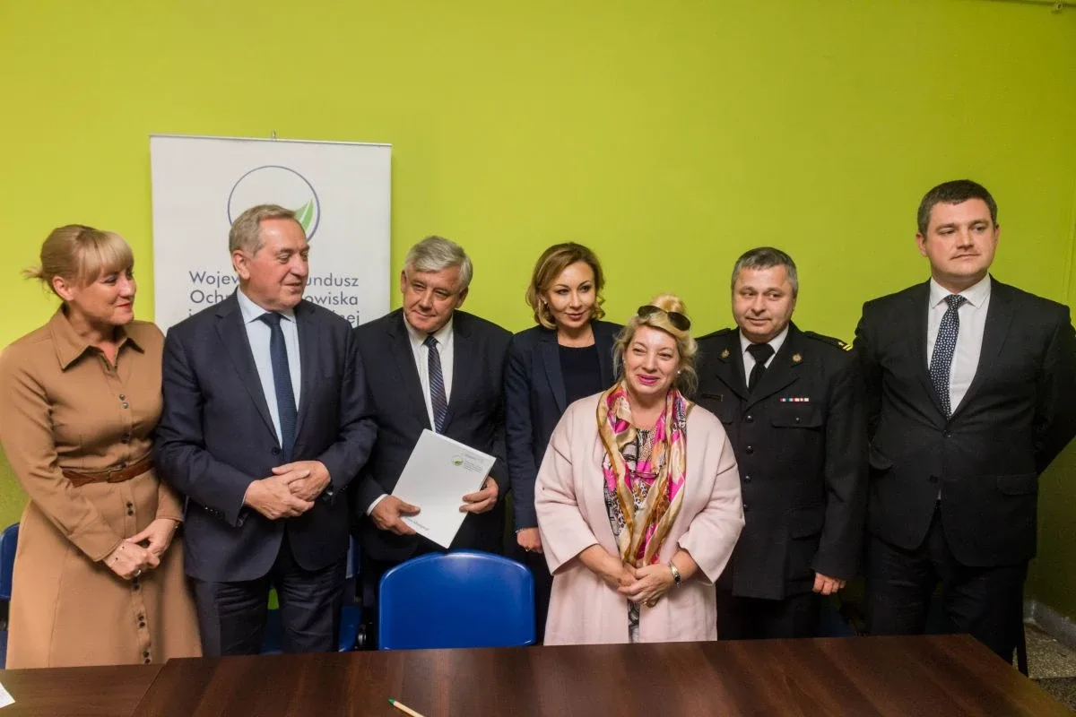Pieniądze dla strażaków i jednostek ratowniczych z WFOŚiGW (zdjęcia, wideo)