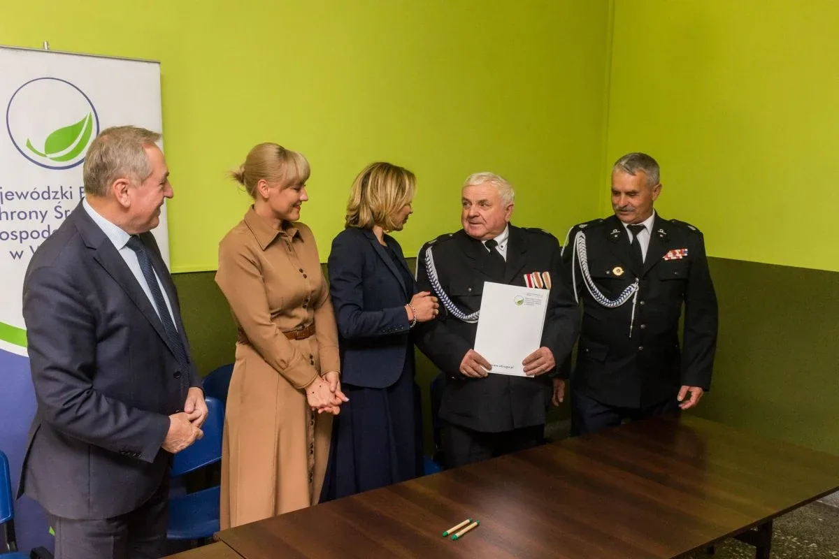 Pieniądze dla strażaków i jednostek ratowniczych z WFOŚiGW (zdjęcia, wideo)