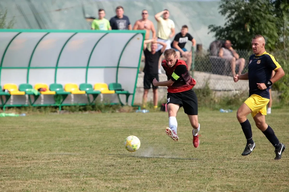 GKS Andrzejewo remisuje na inaugurację B klasy (zdjęcia)