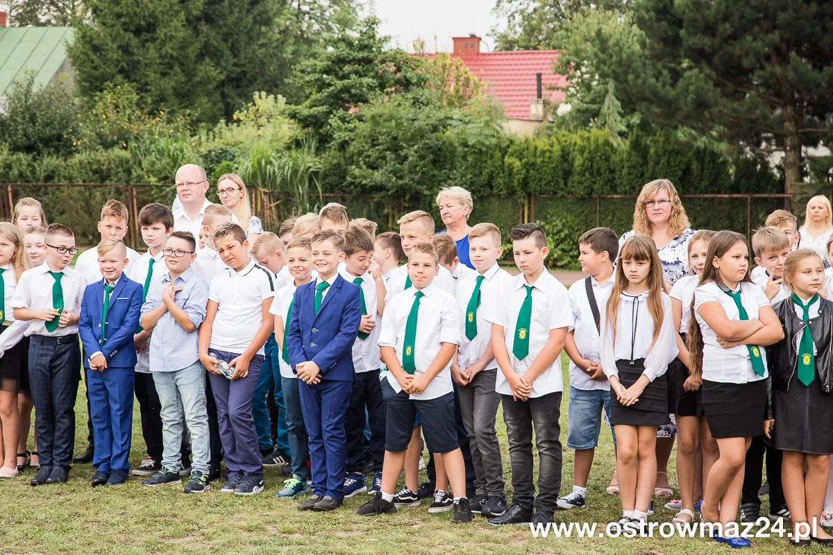 Uczniowie "trójki" wrócili do szkoły (zdjęcia)
