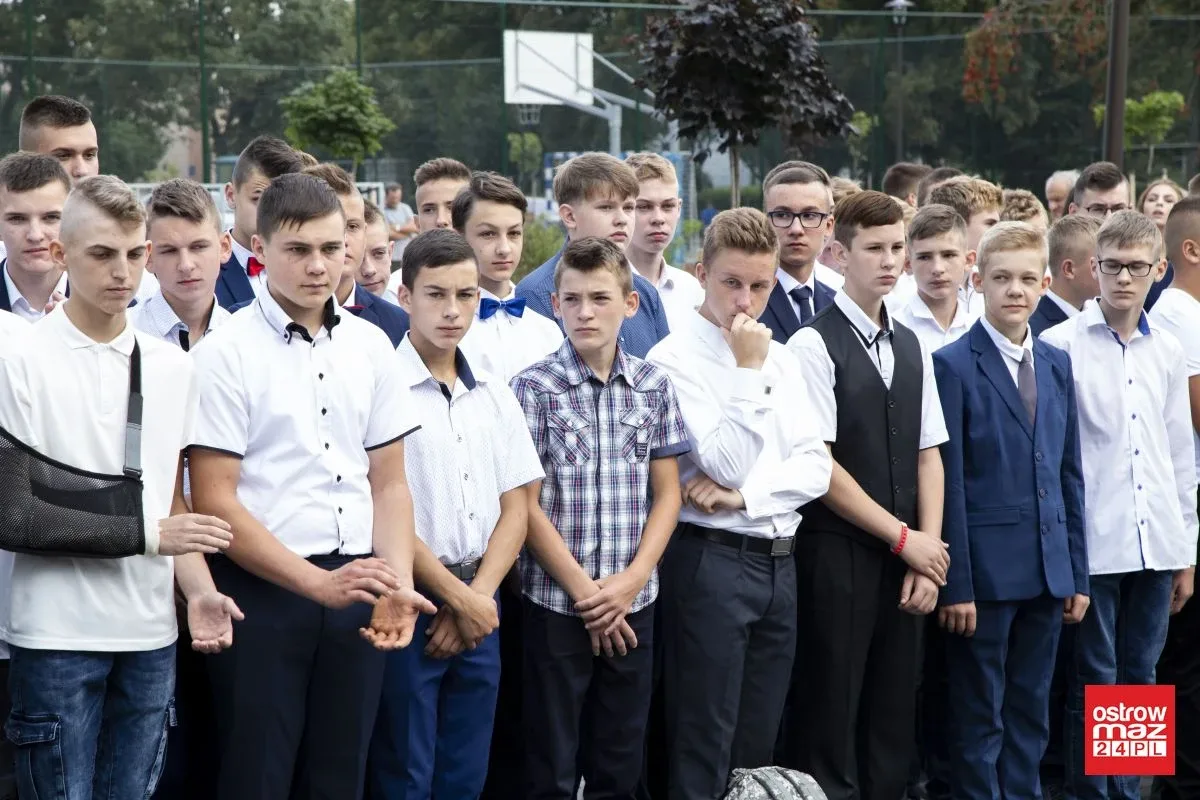 Rozpoczęcie roku szkolnego w lubiejewskim ZS CKR (zdjęcia, wideo)