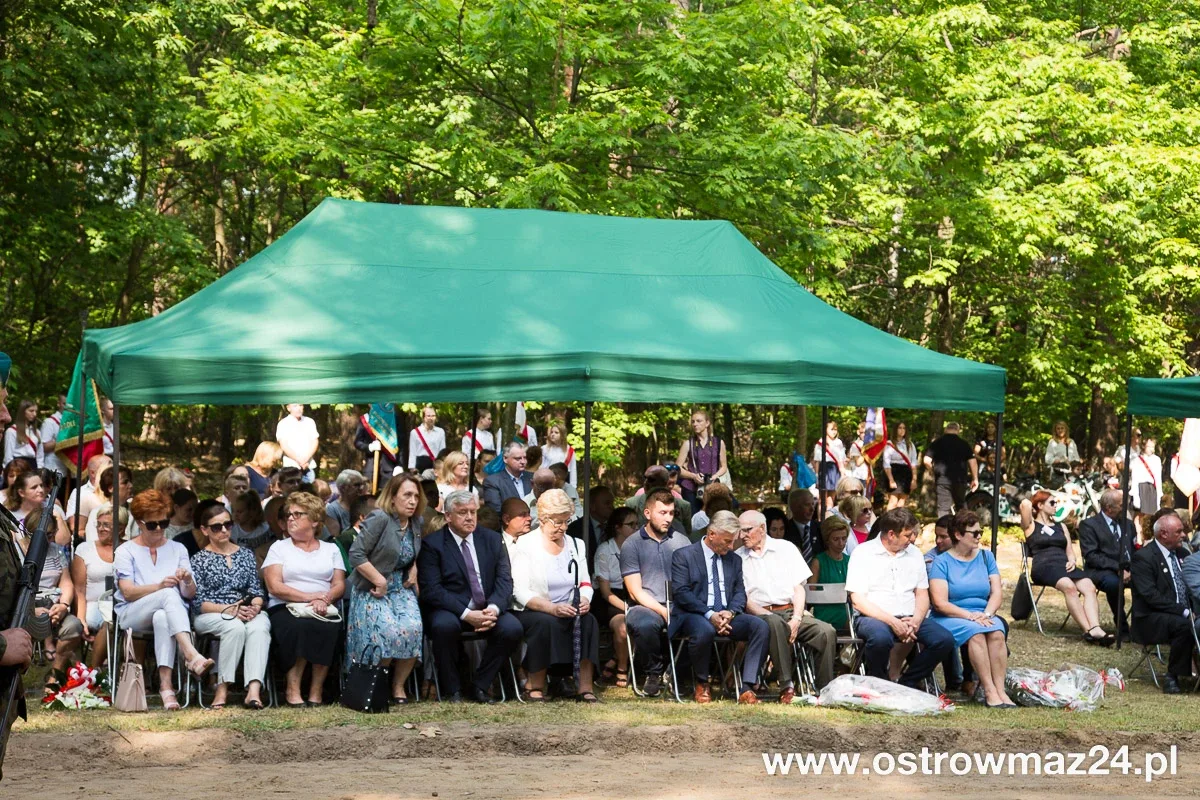 Pod Pecynką uczcili pamięć bohaterów (zdjęcia, wideo)