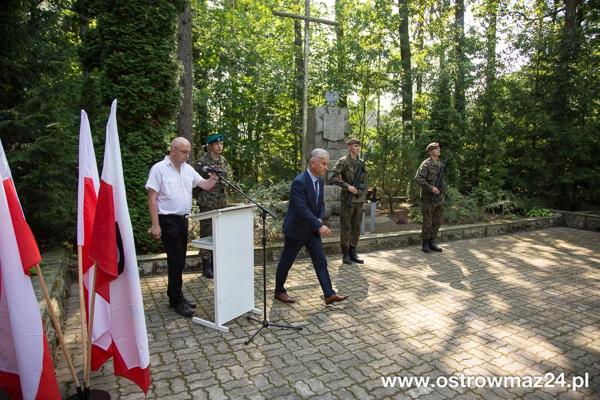 Pod Pecynką uczcili pamięć bohaterów (zdjęcia, wideo)