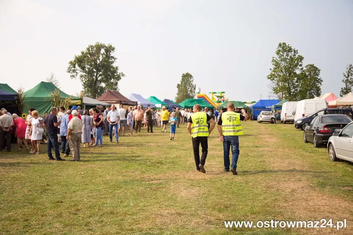 Święto plonów w gminie Ostrów Mazowiecka (zdjęcia, wideo)