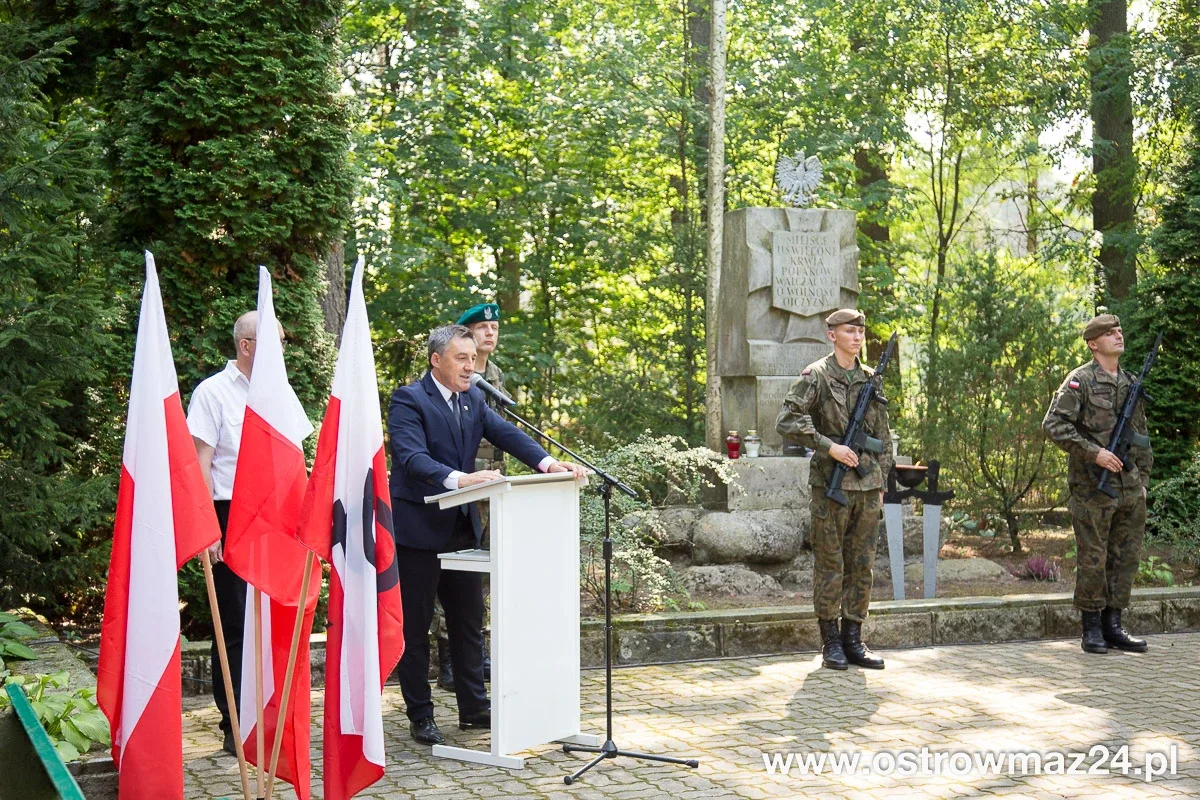 Pod Pecynką uczcili pamięć bohaterów (zdjęcia, wideo)