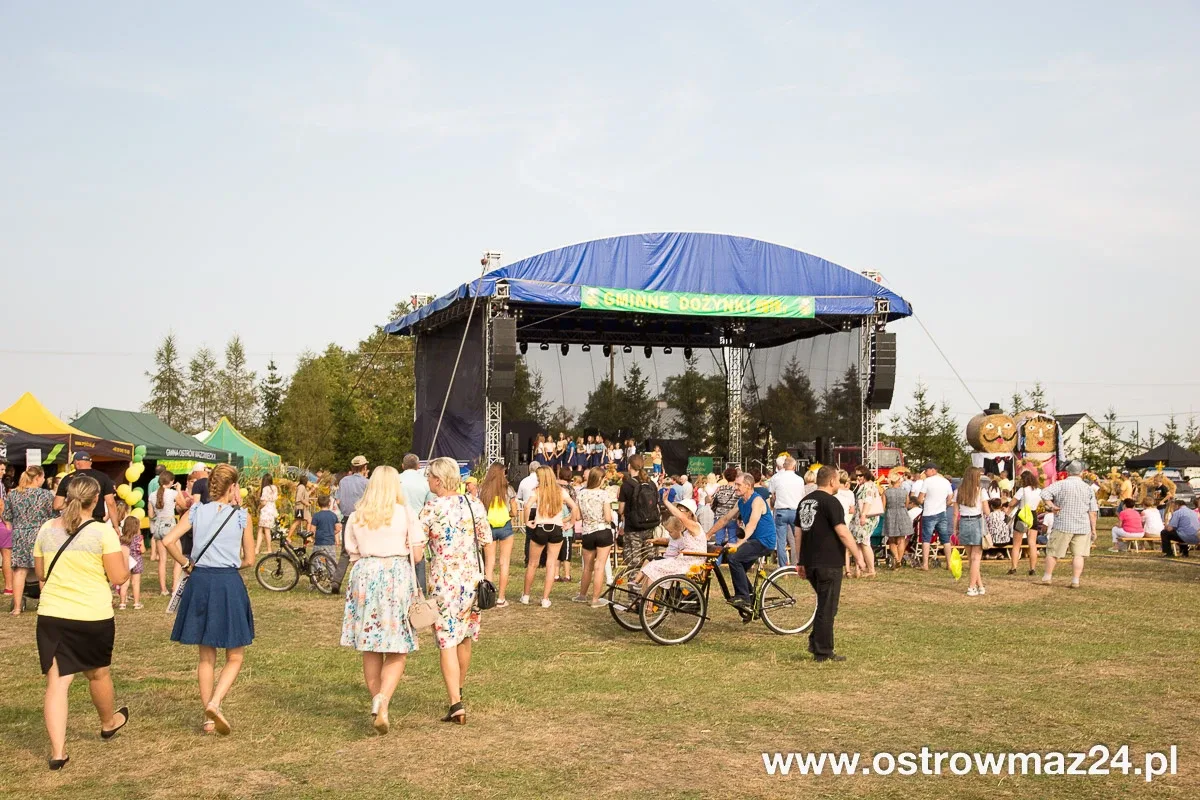 Święto plonów w gminie Ostrów Mazowiecka (zdjęcia, wideo)