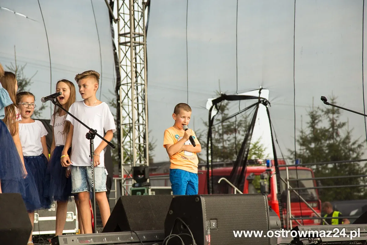 Święto plonów w gminie Ostrów Mazowiecka (zdjęcia, wideo)