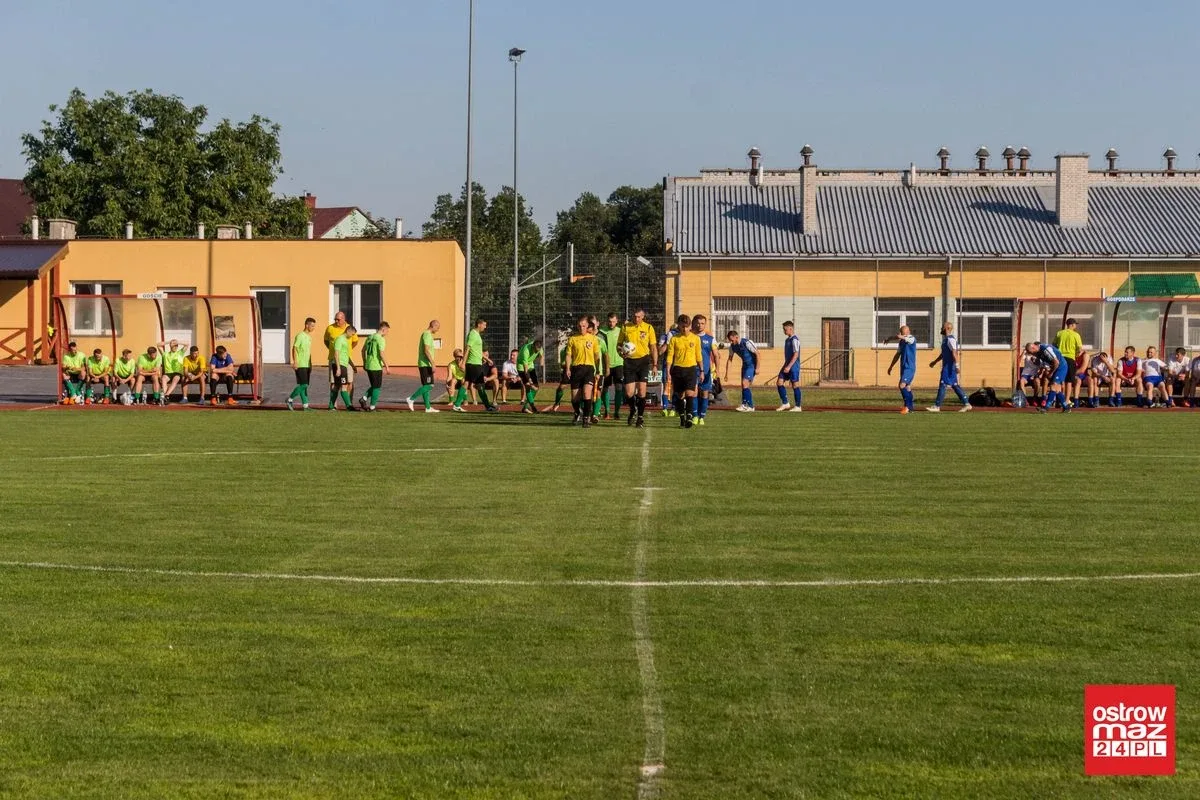 KS Wąsewo lepszy od Pełty Karniewo (zdjęcia, wideo)