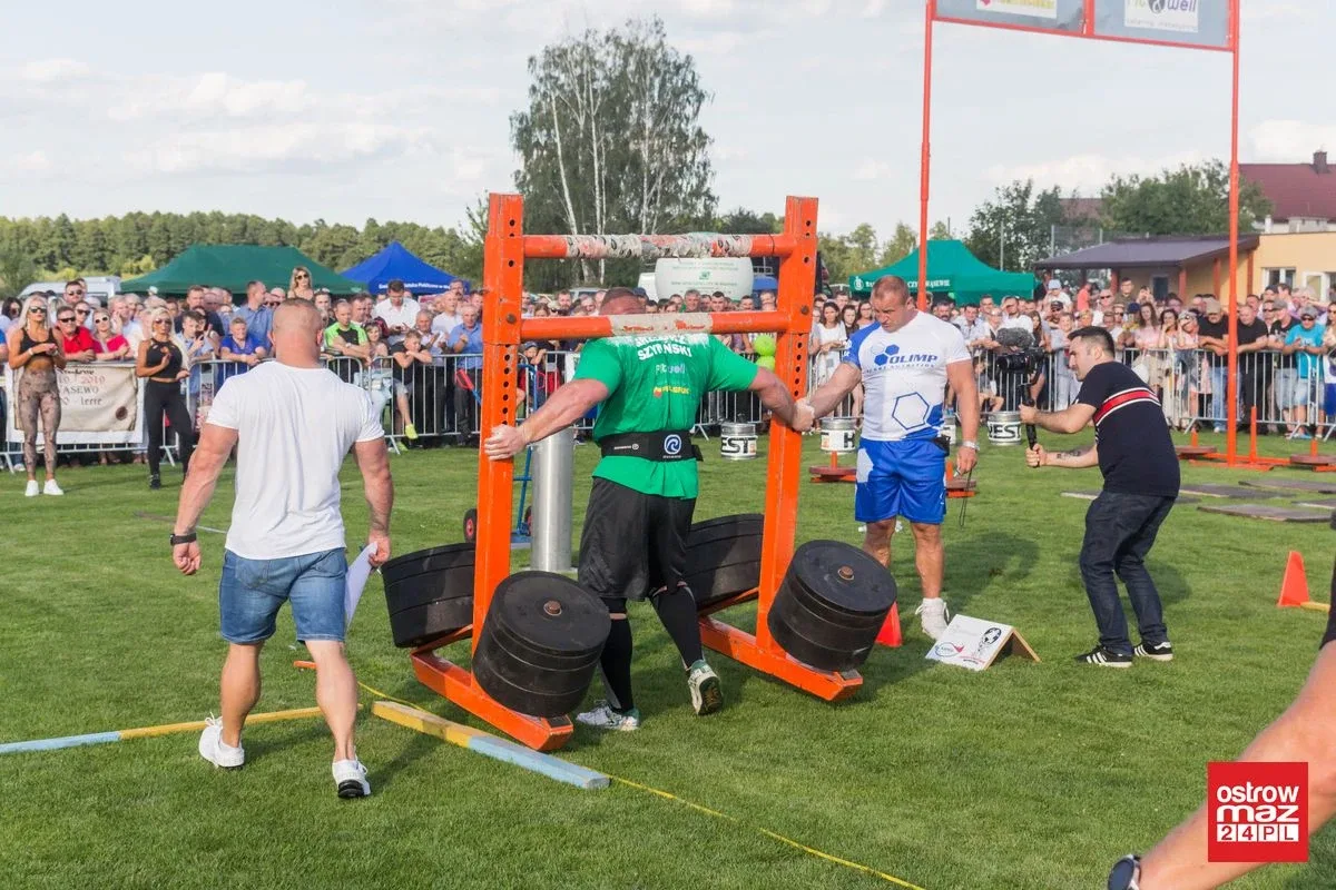 Dożynki na gminnym stadionie w Wąsewie z wieloma atrakcjami (zdjęcia, wideo)