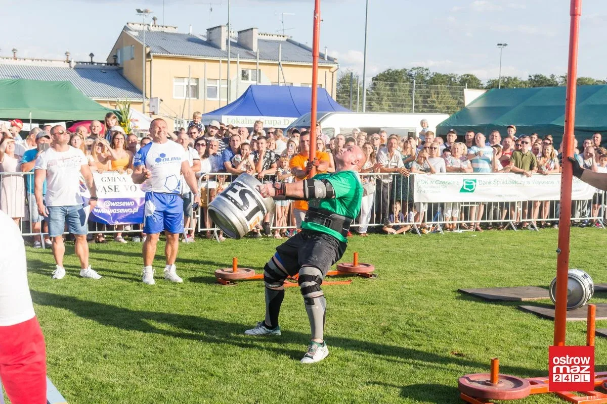 Dożynki na gminnym stadionie w Wąsewie z wieloma atrakcjami (zdjęcia, wideo)