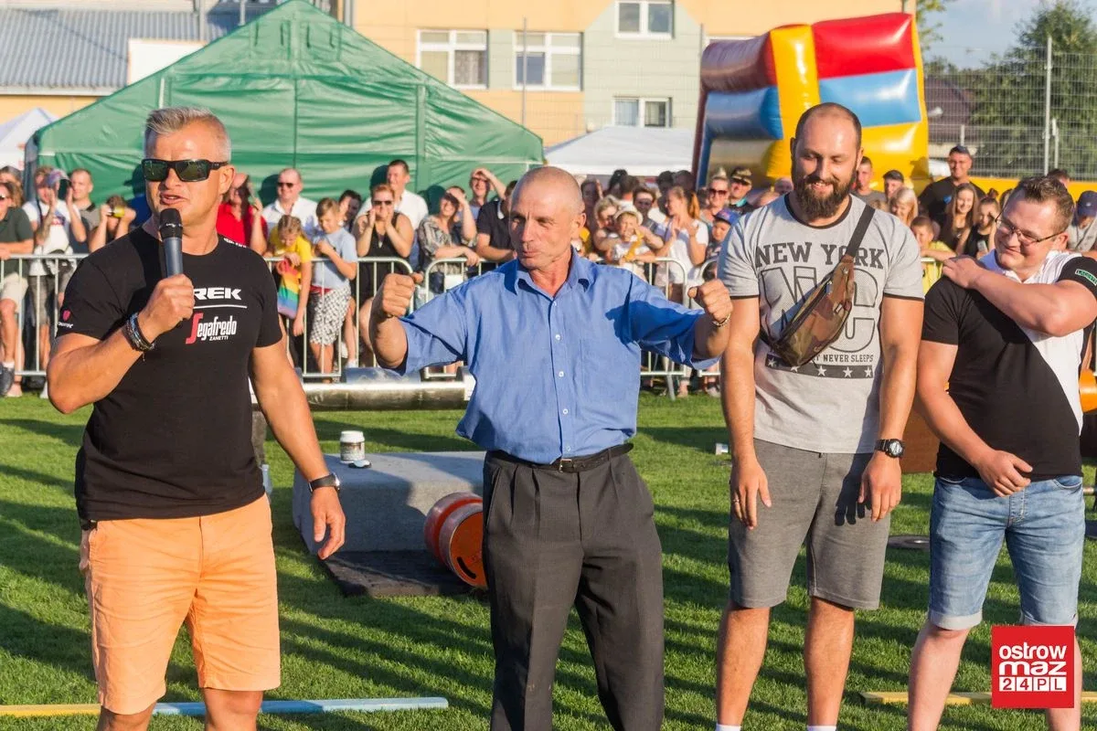 Dożynki na gminnym stadionie w Wąsewie z wieloma atrakcjami (zdjęcia, wideo)