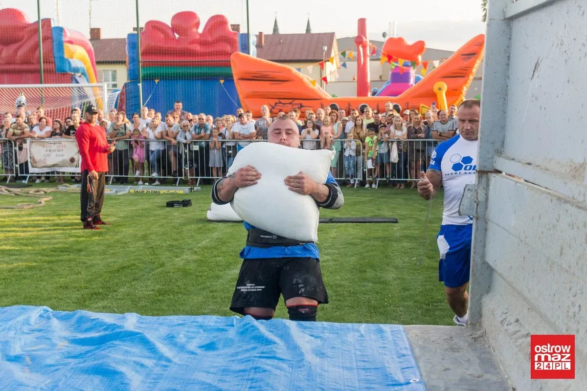 Dożynki na gminnym stadionie w Wąsewie z wieloma atrakcjami (zdjęcia, wideo)