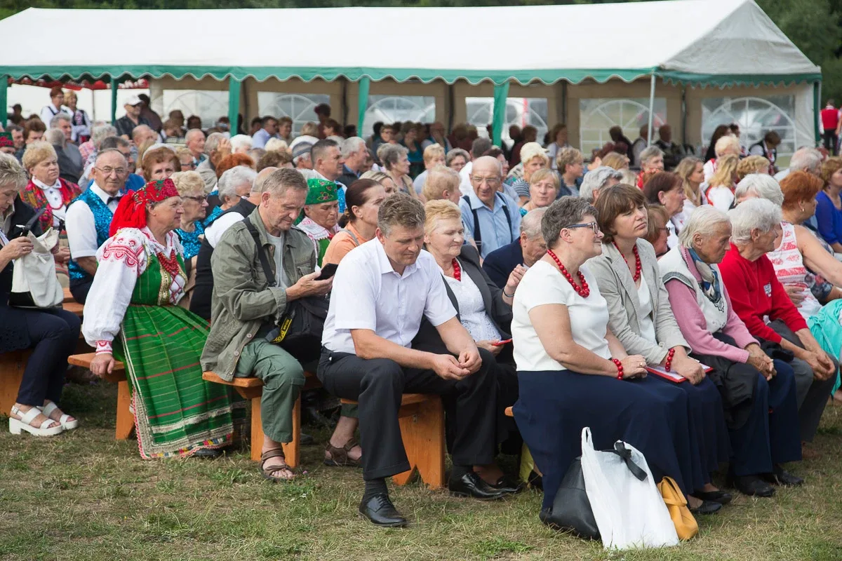 "Oberek" z Wyszkowa zwyciężył w Nadbużańskim Festiwalu Folkloru i Kultury (zdjęcia, wideo)