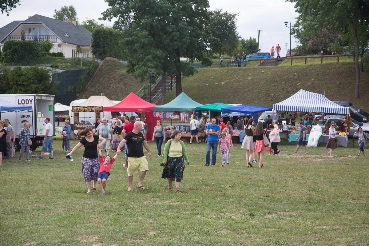 "Oberek" z Wyszkowa zwyciężył w Nadbużańskim Festiwalu Folkloru i Kultury (zdjęcia, wideo)
