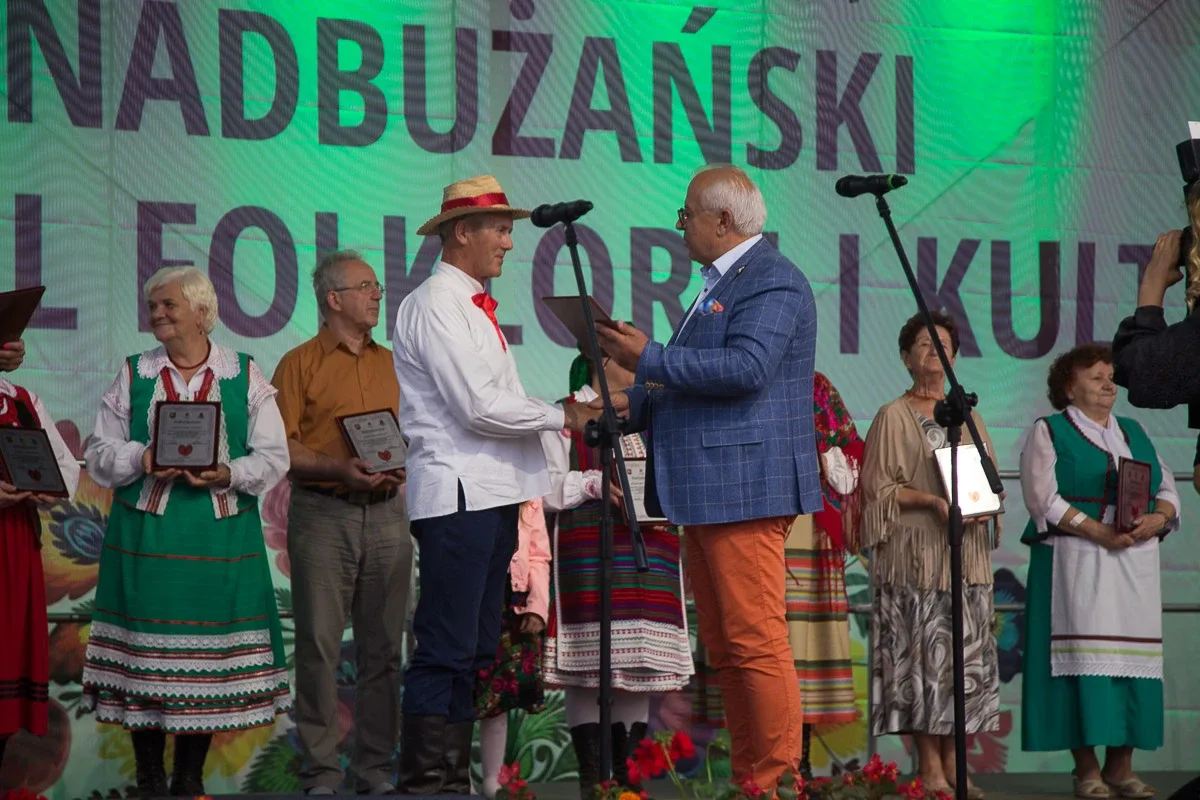 "Oberek" z Wyszkowa zwyciężył w Nadbużańskim Festiwalu Folkloru i Kultury (zdjęcia, wideo)