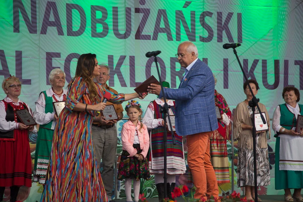 "Oberek" z Wyszkowa zwyciężył w Nadbużańskim Festiwalu Folkloru i Kultury (zdjęcia, wideo)