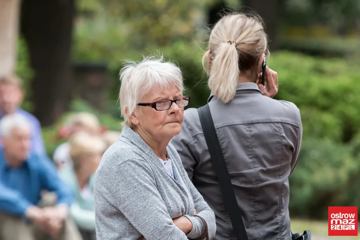 Pielgrzymi wyruszyli z Ostrowi Mazowieckiej na Jasną Górę (zdjęcia, wideo z drona)