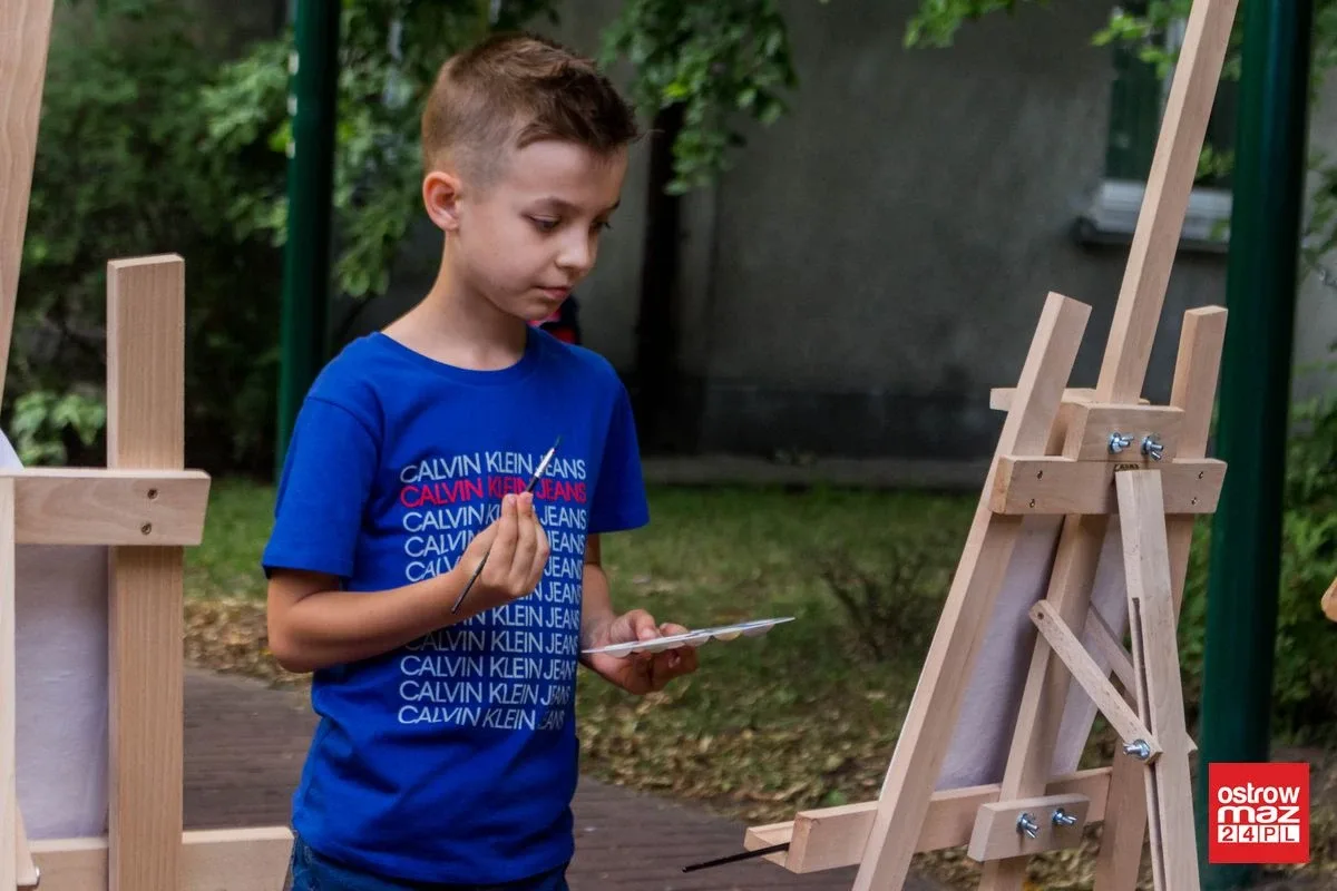 Warsztaty malarskie z Arturem Sobotką (zdjęcia)