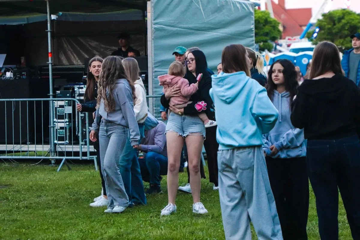 Pierwszy dzień Dni Ostrowi przyciągnął tłumy. Kizo dał największy koncert (zdjęcia)