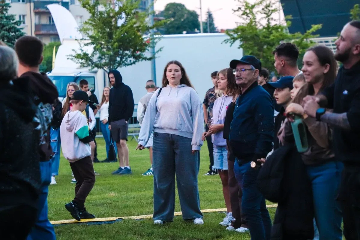 Pierwszy dzień Dni Ostrowi przyciągnął tłumy. Kizo dał największy koncert (zdjęcia)