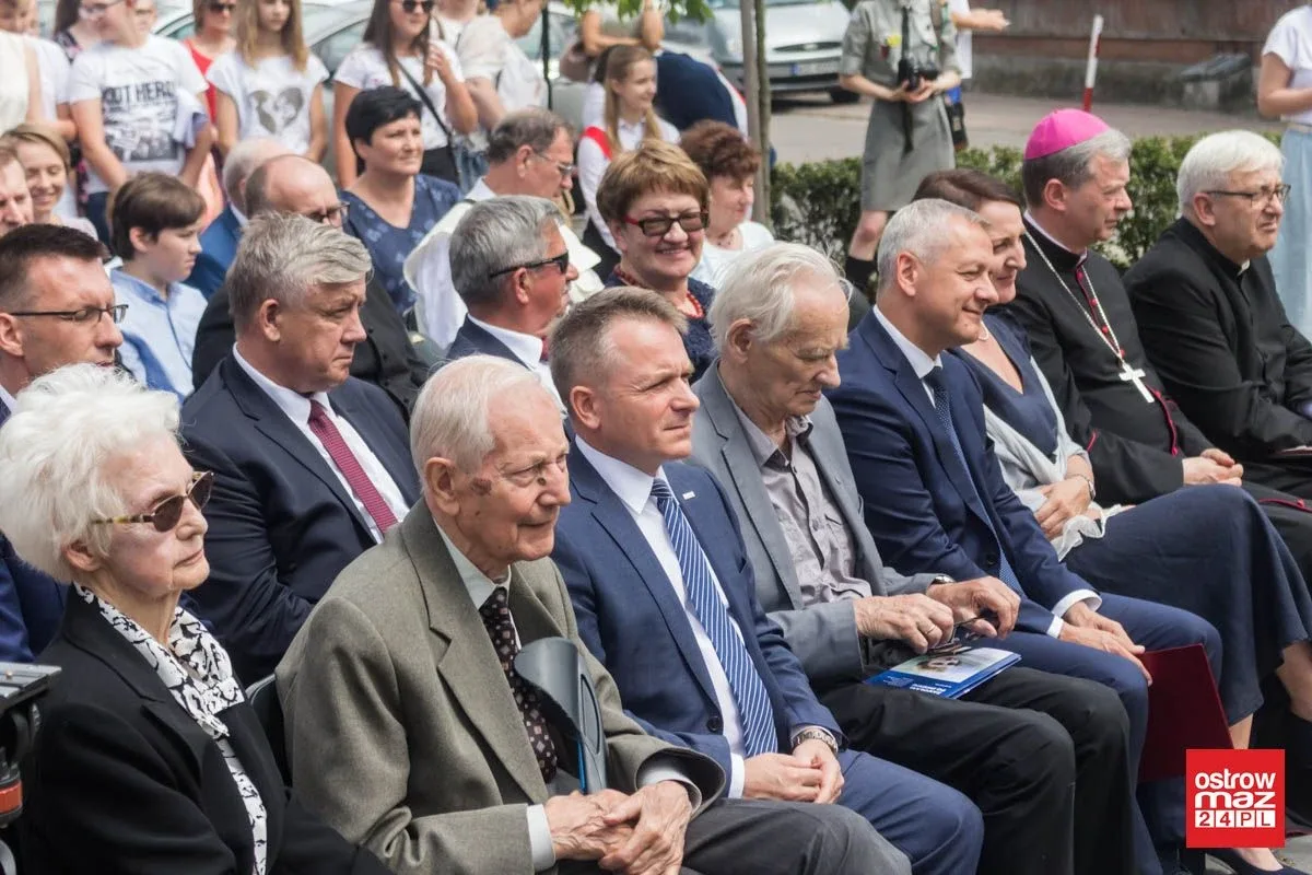 Upamiętniono Jadwigę Długoborską i Lucynę Radziejowską (zdjęcia, wideo)