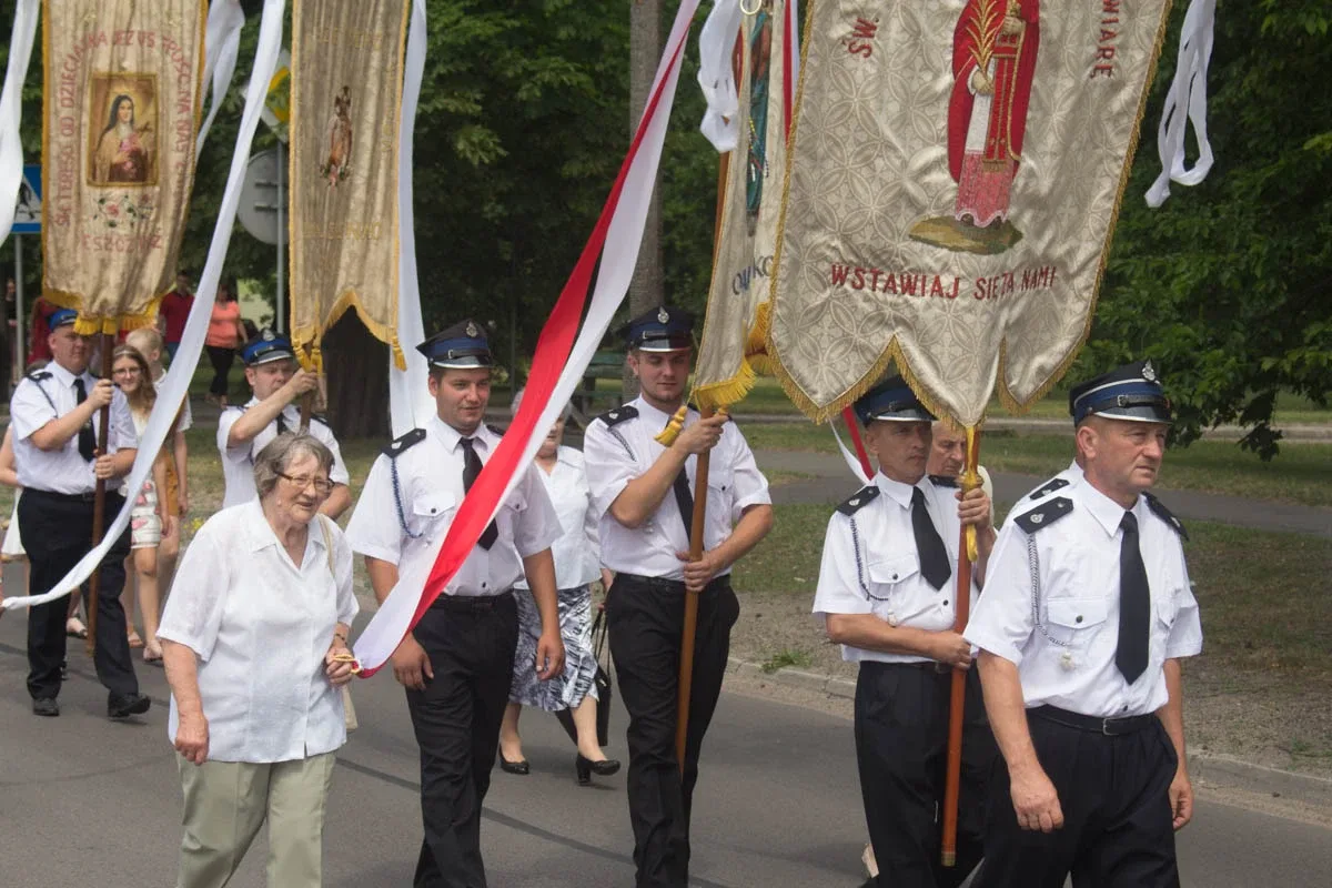 Procesja Bożego Ciała w parafii pw. św. Jozafata (zdjęcia)