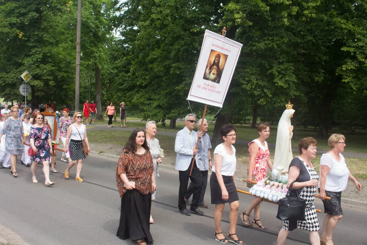 Procesja Bożego Ciała w parafii pw. św. Jozafata (zdjęcia)