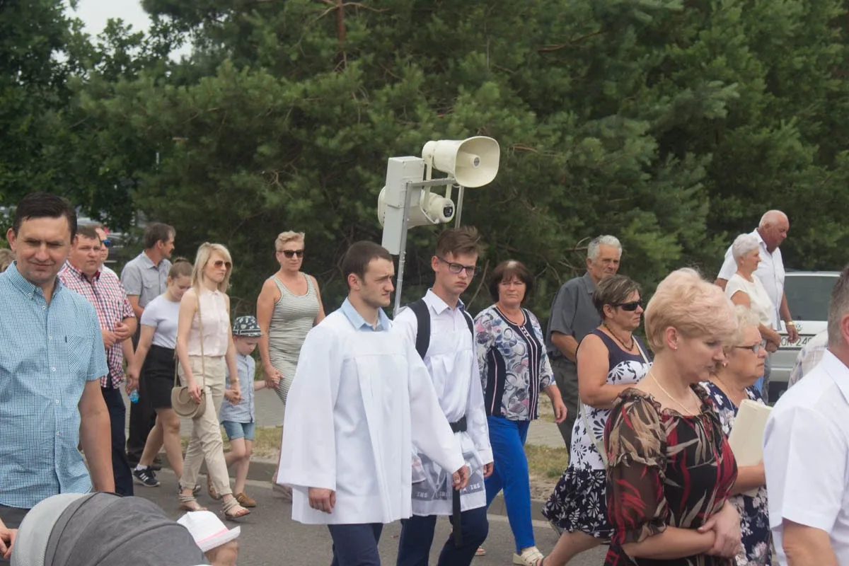 Procesja Bożego Ciała w parafii pw. Opatrzności Bożej (zdjęcia, wideo)