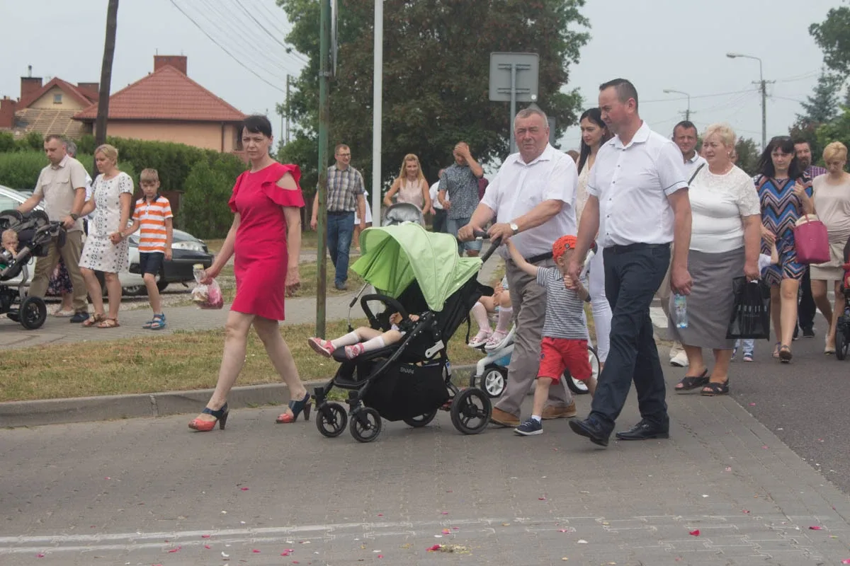Procesja Bożego Ciała w parafii pw. Opatrzności Bożej (zdjęcia, wideo)