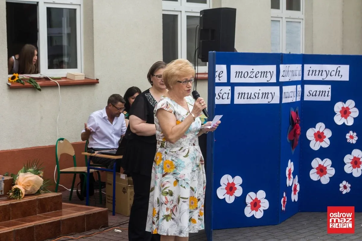 "Jedynka" odpoczywa. Uczniowie zakończyli rok szkolny (zdjęcia)