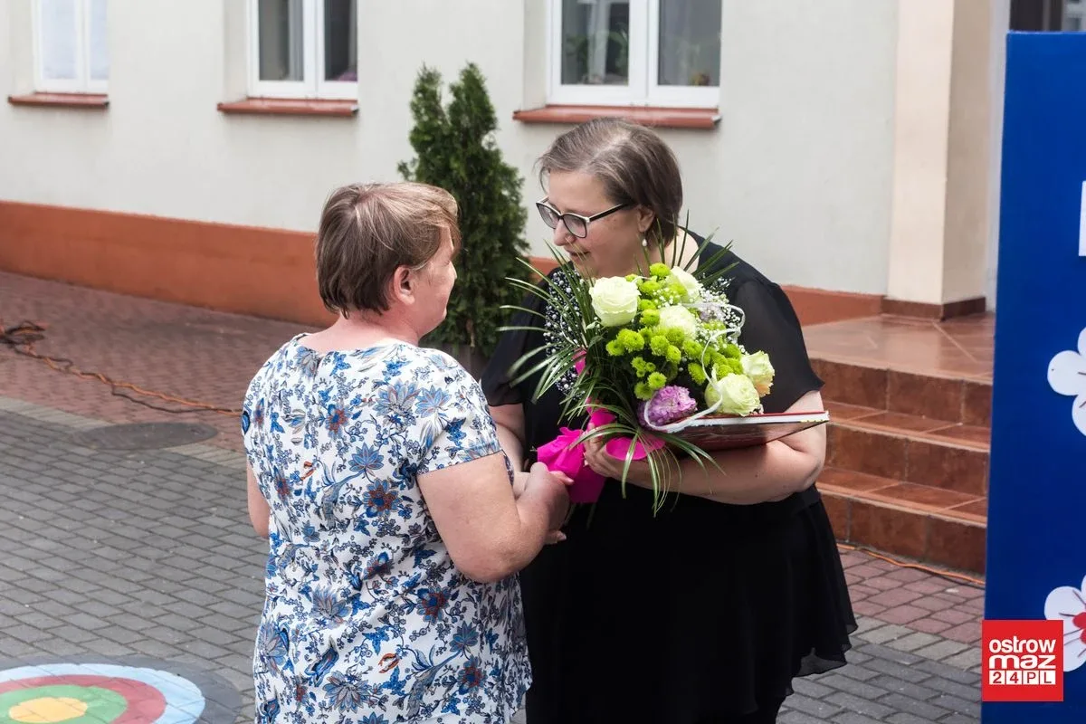 "Jedynka" odpoczywa. Uczniowie zakończyli rok szkolny (zdjęcia)
