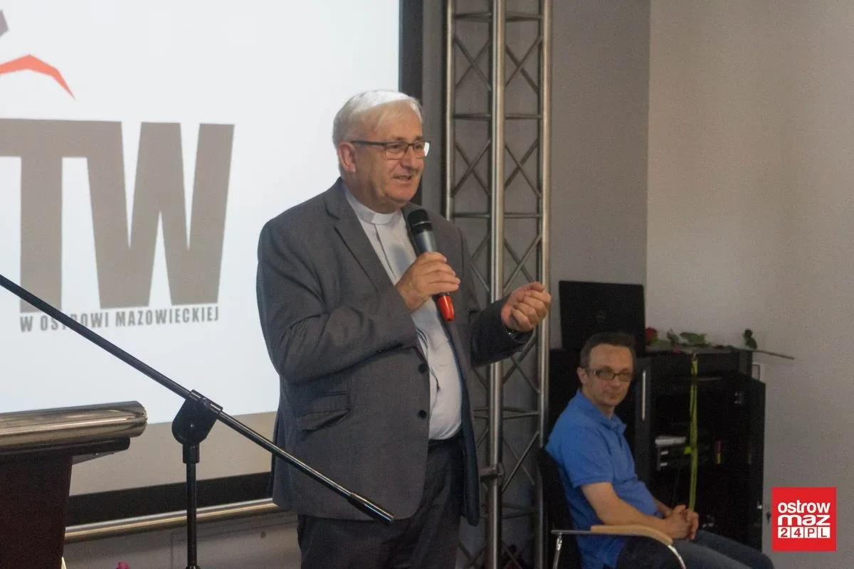 Zakończenie roku Uniwersytetu Trzeciego Wieku (zdjęcia, wideo)